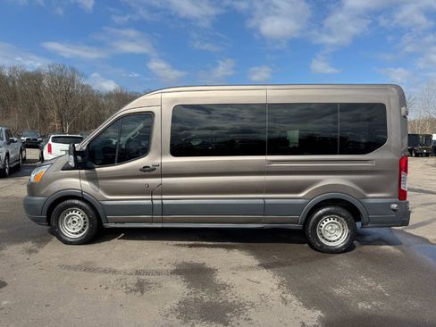 Used 2018 Ford Transit 350 XLT image 2