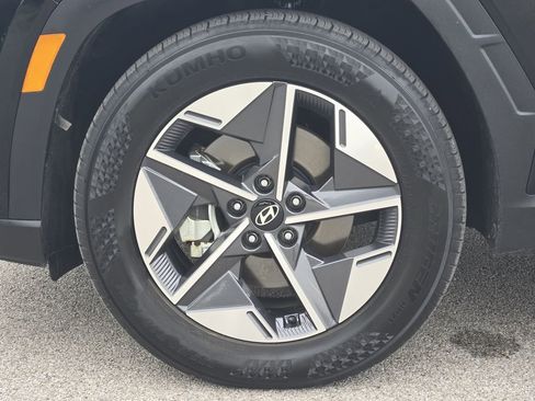Used 2025 Hyundai Tucson SEL FWD image 9