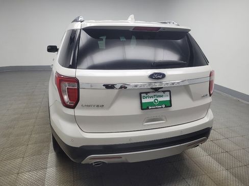 Used 2017 Ford Explorer Limited image 6