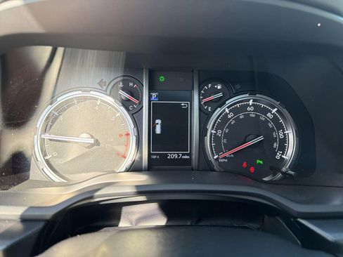 Used 2024 Toyota 4Runner Limited RWD image 18