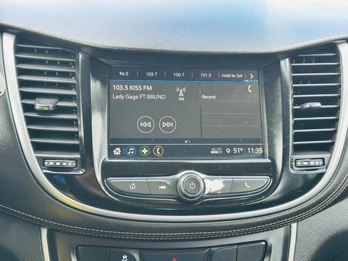 Used 2018 Chevrolet Trax LS AWD/4WD image 12