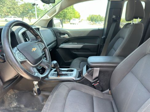 Used 2021 Chevrolet Colorado LT w/ Fleet Safety Package RWD image 15