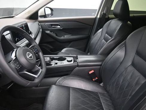 Used 2023 Nissan Rogue Platinum w/ Platinum Premium Package AWD/4WD image 16