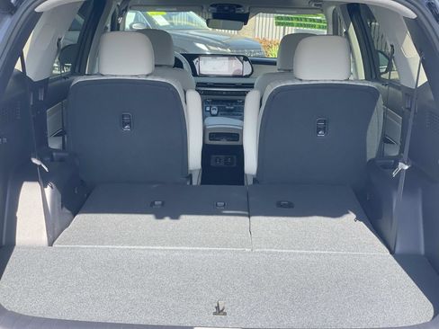 Used 2024 Hyundai Palisade Limited image 24
