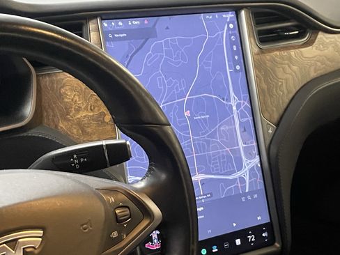 Used 2021 Tesla Model S Long Range Plus image 10