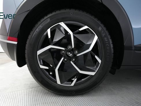 Used 2024 Hyundai Ioniq 5 SEL image 17