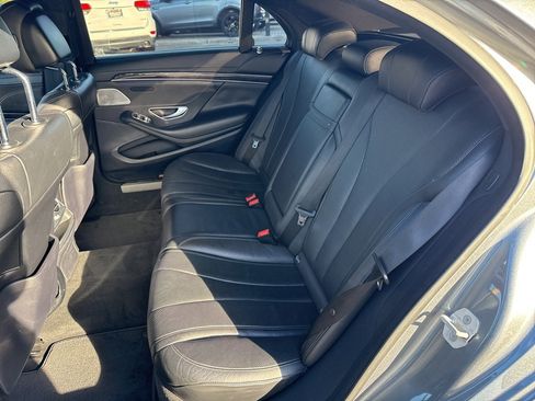 Used 2018 Mercedes-Benz S 450 Sedan image 17