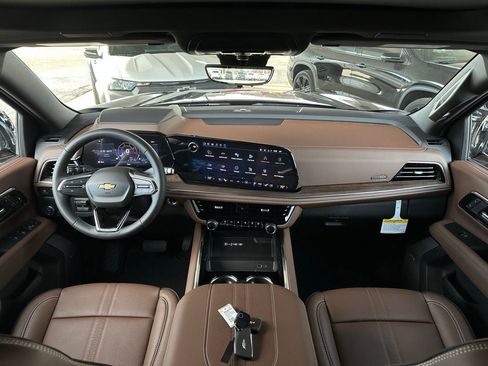 New 2026 Chevrolet Suburban High Country image 20