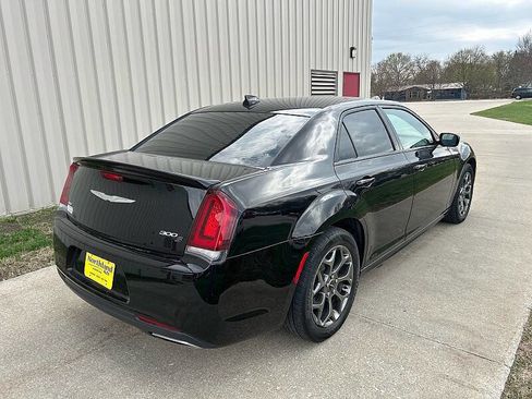 Used 2018 Chrysler 300 S w/ S Model Appearance Package AWD/4WD image 36