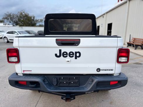 Used 2020 Jeep Gladiator Sport w/ Quick Order Package 24S image 4