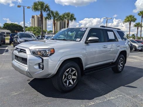 Used 2022 Toyota 4Runner TRD Off-Road image 6