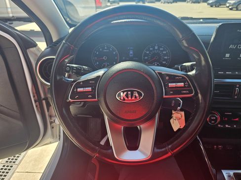 Used 2019 Kia Forte S w/ S Premium Package image 18