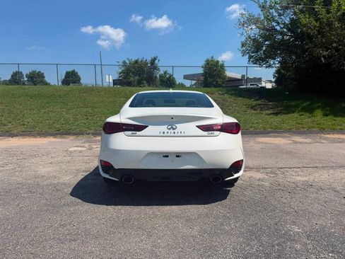 Used 2017 INFINITI Q60 2.0t w/ Premium Plus Package 2.0T AWD/4WD image 3