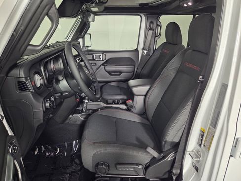 New 2026 Jeep Gladiator Rubicon w/ Safety Group AWD/4WD image 8