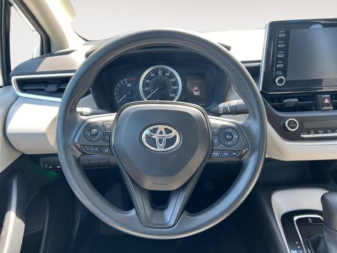 Used 2020 Toyota Corolla LE w/ Carpet Mat Package (TMS) FWD image 12
