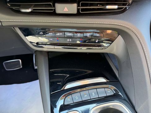 Used 2023 Buick Envision Essence w/ Sport Touring Package AWD/4WD image 26