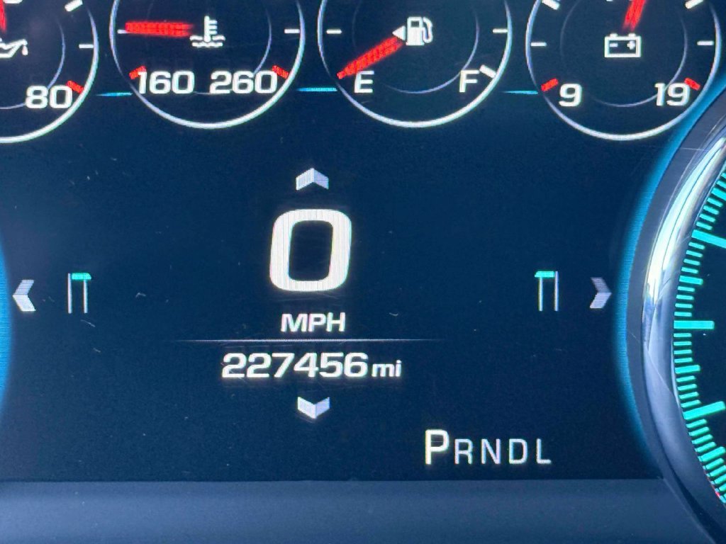 Used 2017 GMC Yukon Denali w/ Open Road Package AWD/4WD image 22