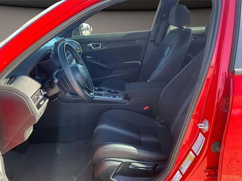 Used 2025 Honda Civic Sport image 12