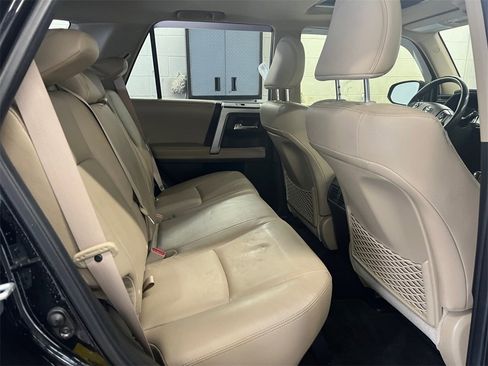 Used 2014 Toyota 4Runner Limited image 32