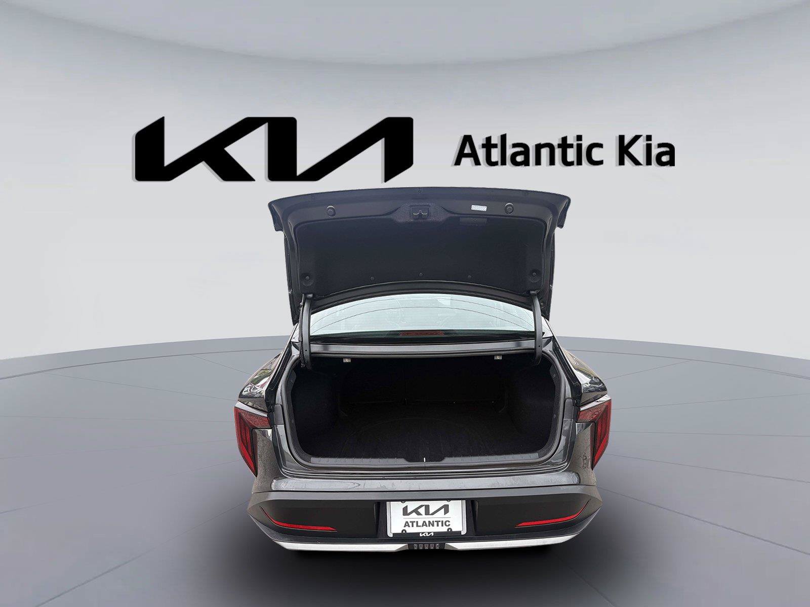 Certified 2025 Kia K4 GT-Line Turbo FWD image 8