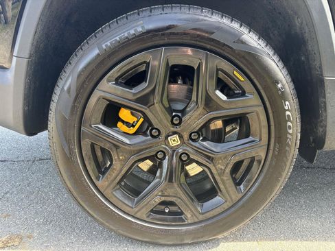 Used 2022 Rivian R1T Adventure AWD/4WD image 26