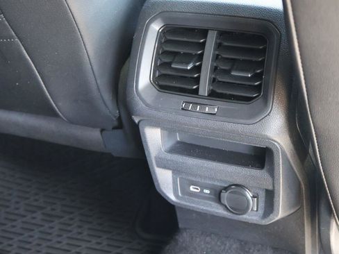Used 2023 Volkswagen Tiguan SE R-Line FWD image 16