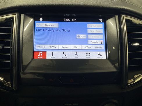 Used 2019 Ford Ranger Lariat w/ Equipment Group 501A Mid image 12