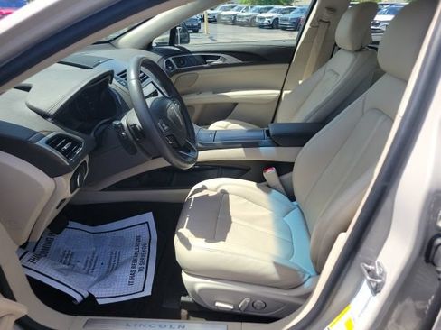 Used 2019 Lincoln MKZ Reserve AWD/4WD image 5