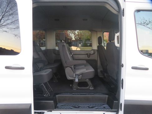 Used 2024 Ford Transit 350 XLT image 22