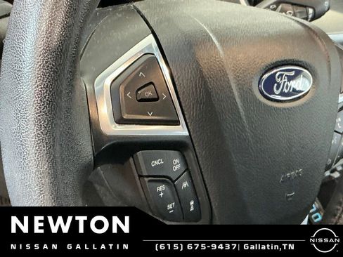 Used 2019 Ford Edge SEL w/ Equipment Group 201A AWD/4WD image 19