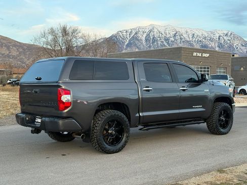 Used 2018 Toyota Tundra Limited w/ Limited Premium Package AWD/4WD image 9
