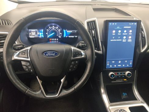 Used 2022 Ford Edge Titanium w/ Equipment Group 301A AWD/4WD image 22