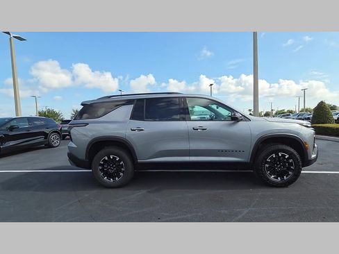 New 2026 Chevrolet Traverse Z71 w/ Driver Confidence Package AWD/4WD image 19