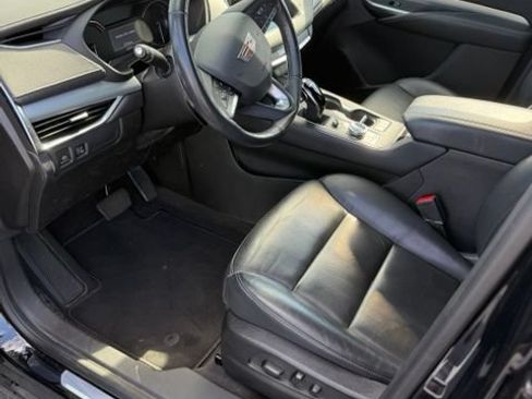 Used 2023 Cadillac XT4 Premium Luxury w/ Cold Weather Package FWD image 4