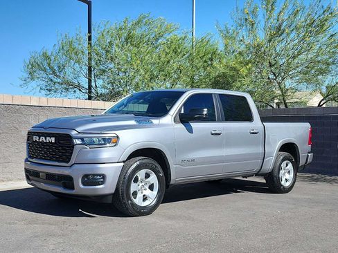 Used 2025 RAM 1500 Big Horn AWD/4WD image 4