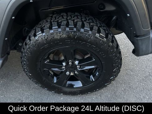 Used 2022 Jeep Wrangler Unlimited Sport image 9