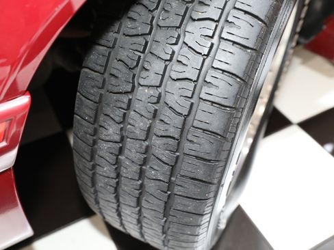 Used 1987 Ford Mustang GT RWD image 70
