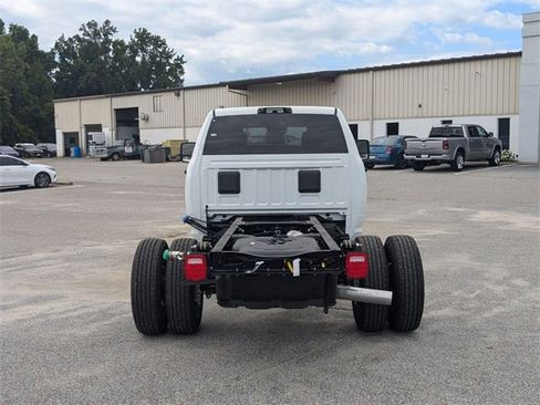 New 2024 RAM 3500 Tradesman w/ Safety Group image 9