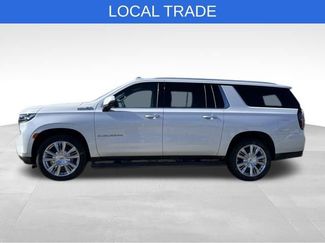 Used 2023 Chevrolet Suburban High Country w/ Premium Package 2 video 3
