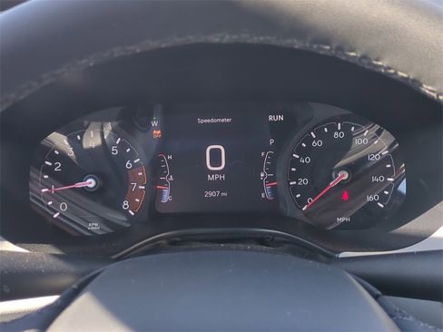 Used 2025 Jeep Compass Limited image 29