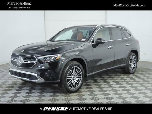 Certified 2026 Mercedes-Benz GLC 300 image 1