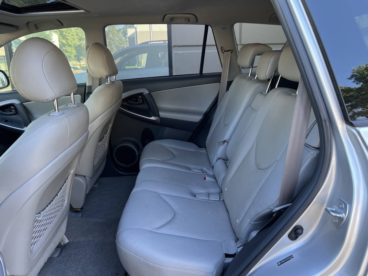 Used 2007 Toyota RAV4 Limited FWD image 11