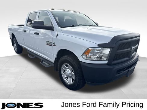 Used 2018 RAM 3500 Tradesman image 1