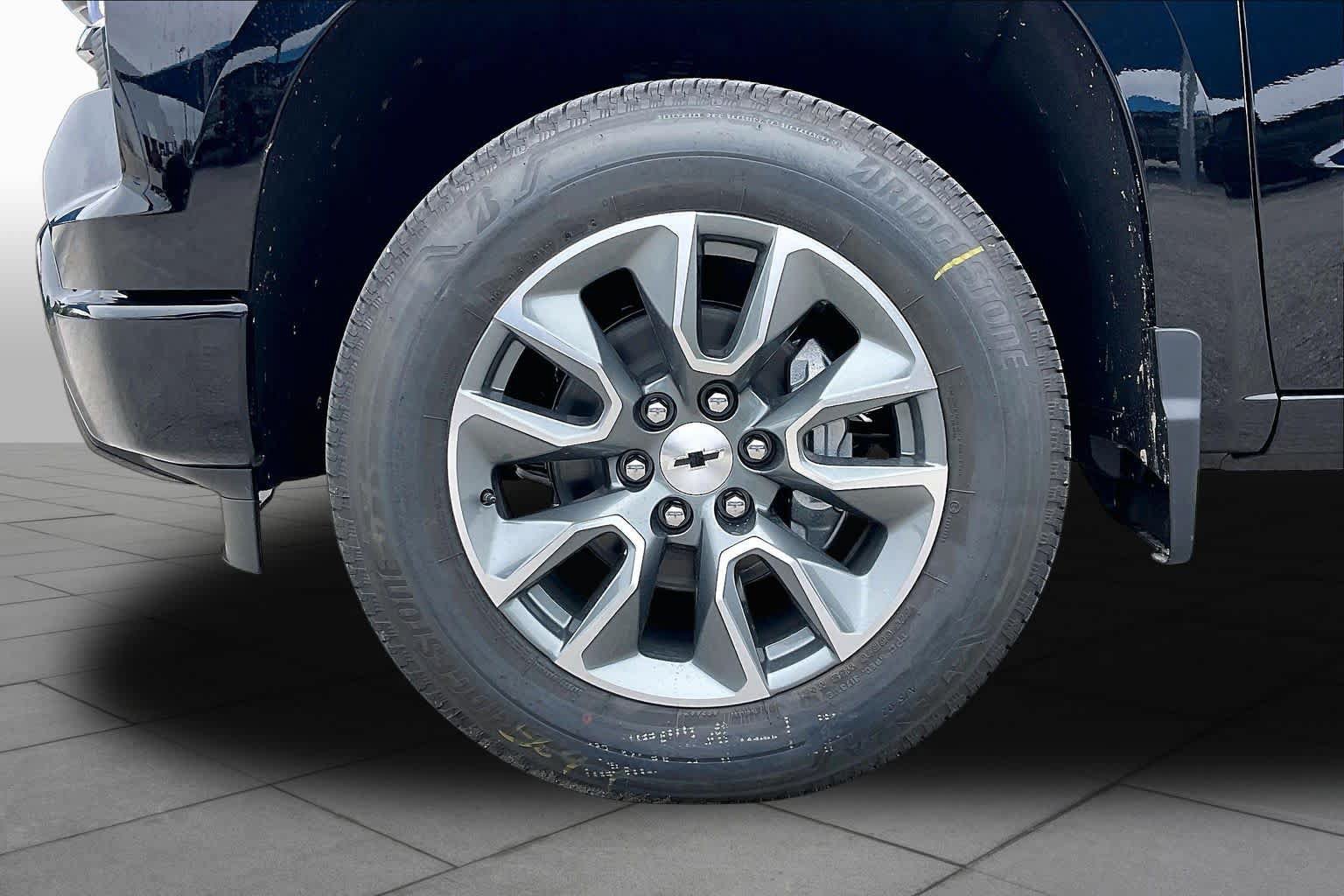 New 2026 Chevrolet Silverado 1500 RST w/ All Star Edition Plus AWD/4WD image 11