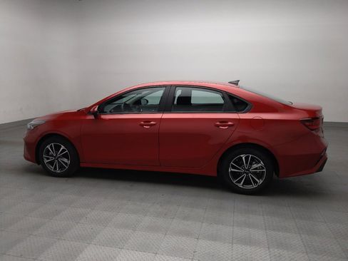 Used 2023 Kia Forte LXS image 3