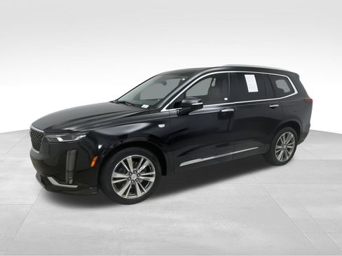 Used 2020 Cadillac XT6 Premium Luxury FWD image 6