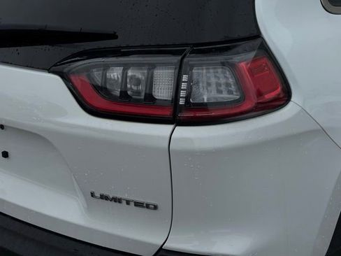 Certified 2022 Jeep Cherokee Limited image 7
