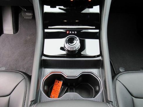 New 2025 Jeep Grand Cherokee L Limited w/ Black Appearance Package image 21