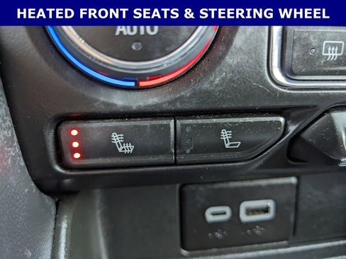 Used 2024 Chevrolet Tahoe Z71 w/ Luxury Package image 5