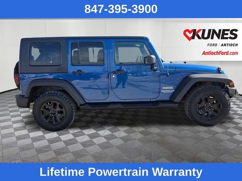 Used 2010 Jeep Wrangler Unlimited Sport image 8